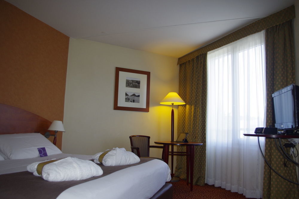 Mercure Saint Etienne Parc De L'Europe Extérieur photo